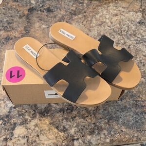 Steve Madden Size 11 Women's NEW Black and Tan Leather Slide Sandals
